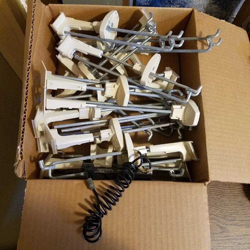 lot 3301 image: Lot of 20 locking pegboard hooks with one Alpha S3 HandKey - Note Handkey will need to be requested to view at the viewing as these are considered to be high theft items