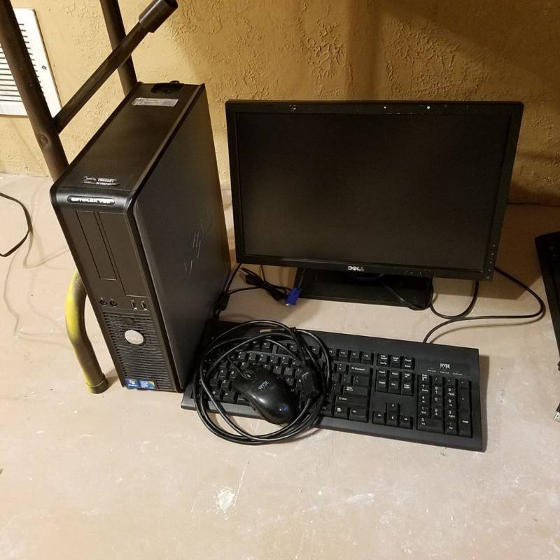 lot 3338 image: Dell Optiplex 780 computer with monitor keyboard and mouse. Intel Quad-core Q9400 2.66 GHz, 4GB DDR3 Ram, 150GB HDD, Windows 7 Pro Installed with attached COA.