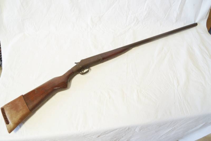 lot 7140 image: J. Stevens Arms Shotgun - 12 Gauge