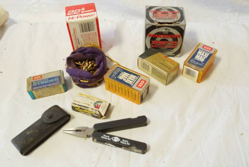 lot 7163 image: Lot of .22 Mag - .22 Short - .22 Long Rifle Ammo and Pliers