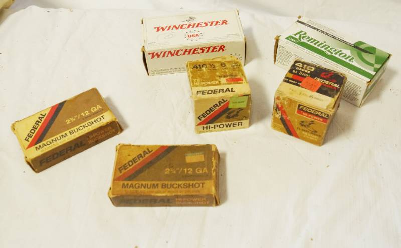 lot 7164 image: Shotgun Shell & .357 Mag Lot - 12 Gauge - 410 Gauge - .357 Magnum Bullets
