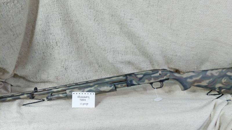 lot 8003 image: Mossberg 12 Gauge Shotgun M# 500A - Cool Cammo
