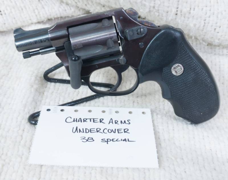 lot 8007 image: CHARTER ARMS - Handgun - UNDERCOVER - .38 Special