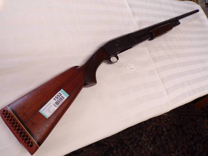 lot 1552 image: Remington Model 29 12-gauge Pump Full Choke