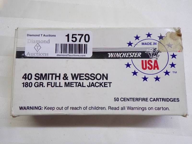 lot 1570 image: Winchester 40 Smith and Wesson Ammo