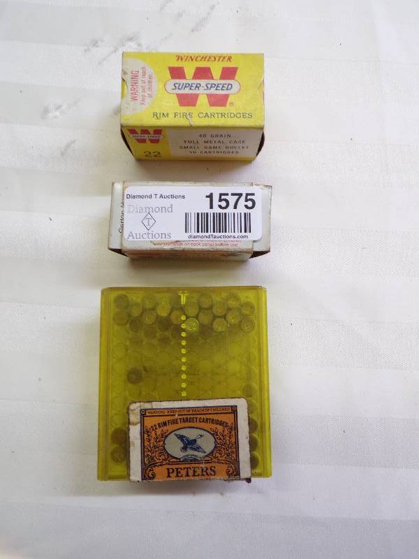 lot 1575 image: Mixed 22 Ammo - Winchester are Mags