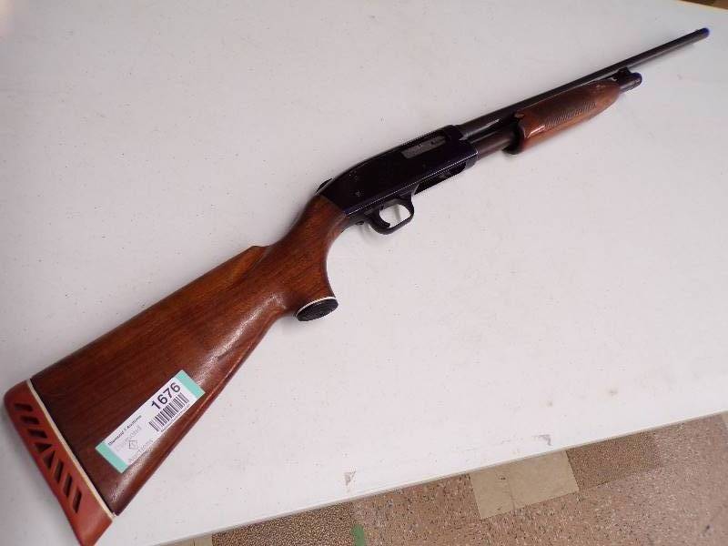 lot 1676 image: Mossberg 500C 20 Ga.