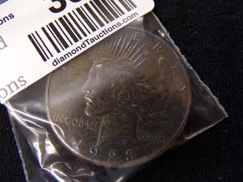 lot 3041 image: 1923 S  Peace Dollar