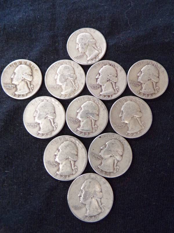 lot 3131 image: 11 - 1940s Quarters