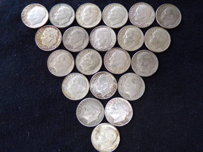 lot 3139 image: 21 - 1960s Roosevelt Dimes