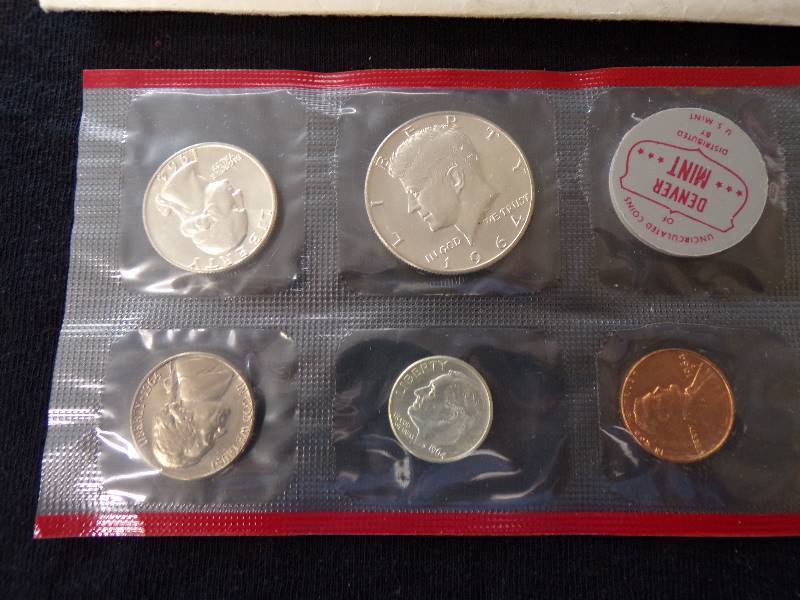 lot 3146 image: 1964 D UNC Mint Set