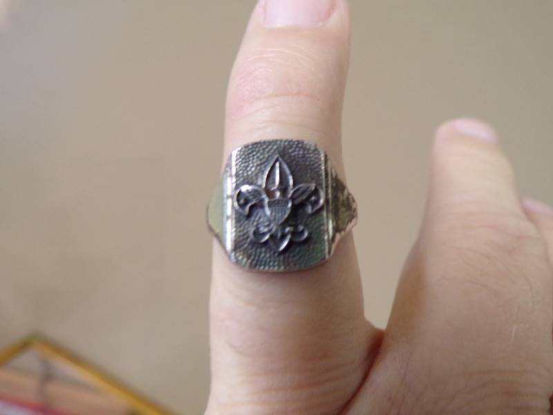 lot 3166 image: Sterling Silver Scout Ring 9