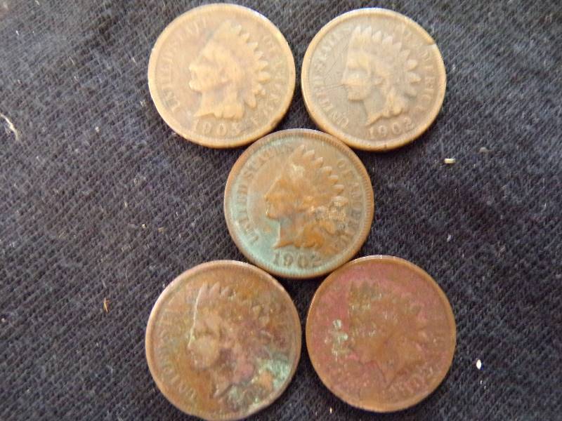 lot 3191 image: 5 Indian Head Pennies - 1905, 4 - 1902s