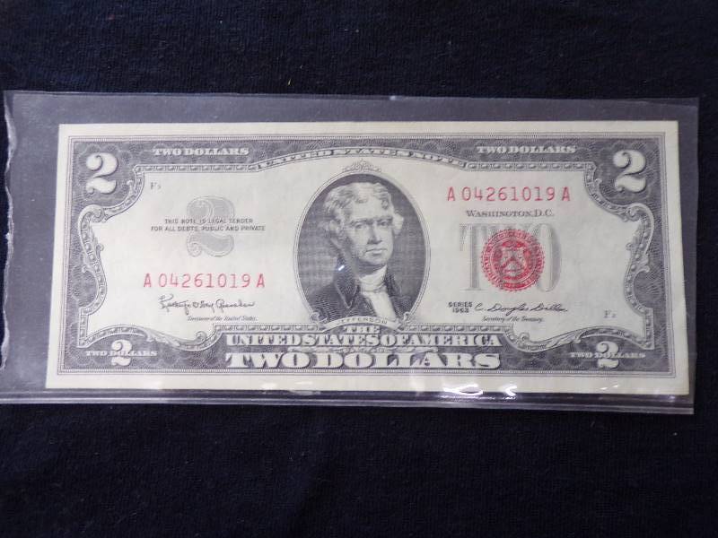 lot 3198 image: 1963 - $2.00 United States Note - Crisp
