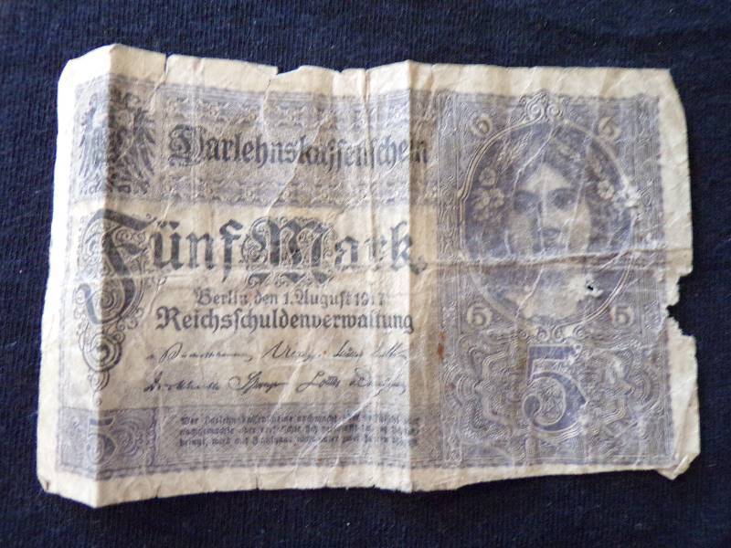lot 3208 image: German 5 Marks - 1917