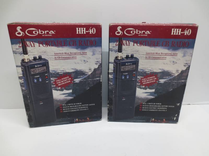 lot 1060 image: Cobra HH-40 2-way portable CB radio