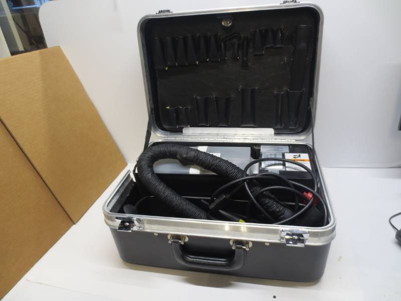lot 1083 image: 3M electronics tool case vacuum