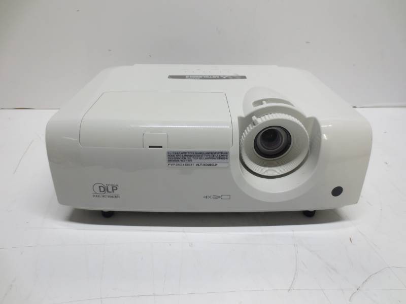 lot 1215 image: Mitsubishi Projector