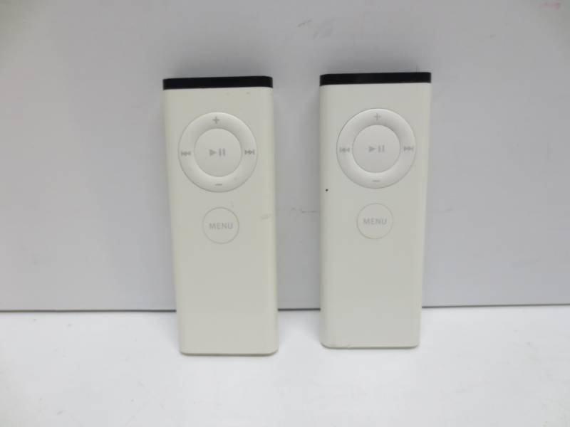 lot 1265 image: Lot of 2 apple remotes