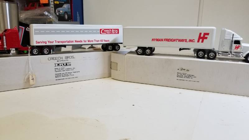 lot 3241 image: 2 ERTL Semi, both 164 scale, 1) CREECH Bros.Truck Lines Semi  2) HYMAN FREIGHTWAYS INC. Semi, NIB