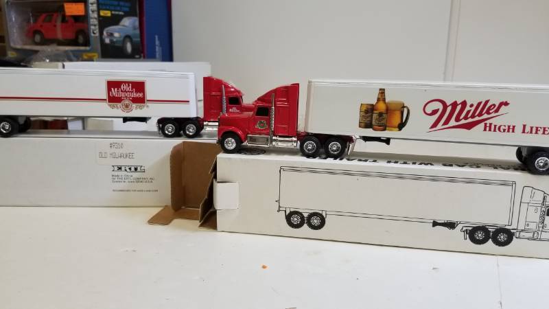 lot 3258 image: 2 ERTL Semi, both 164 scale, 1) OLD MILWAUKEE BEER Semi  2) MILLER HIGH LIFE Semi, NIB