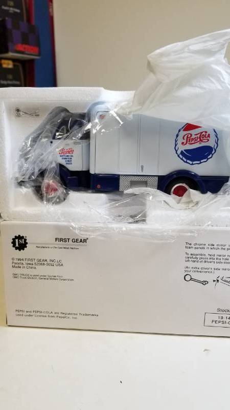 lot 3271 image: First Gear 1952 GMC Instlated Van, 134 scale, NIB