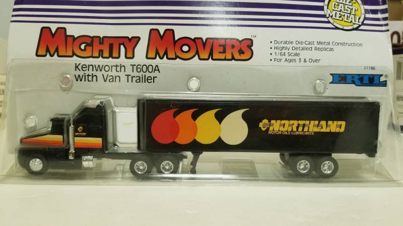 lot 1175 image: Ertl Kenworth In Package 1987 Vintage Farm 164