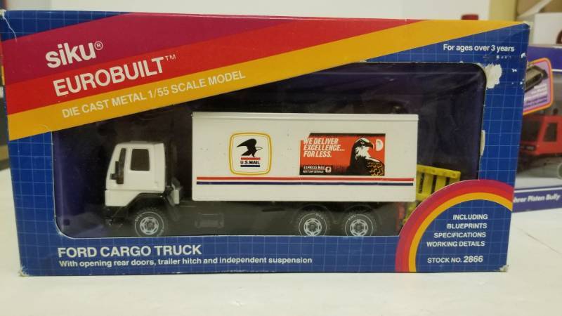 lot 1303 image: Siku Ford Cargo Truck 2866