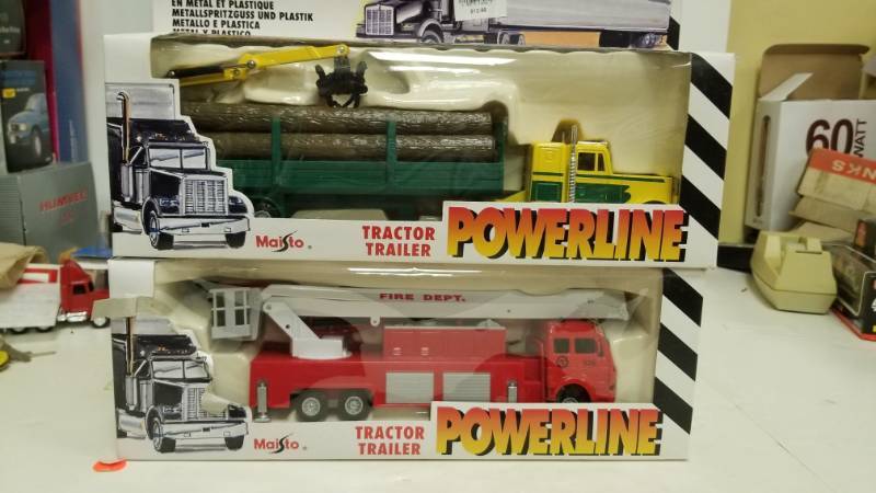 lot 1312 image: Maisto Super Haulers