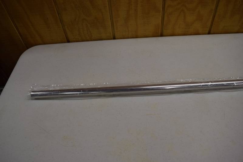 lot 19 image: 50 Moen Shower Rods
