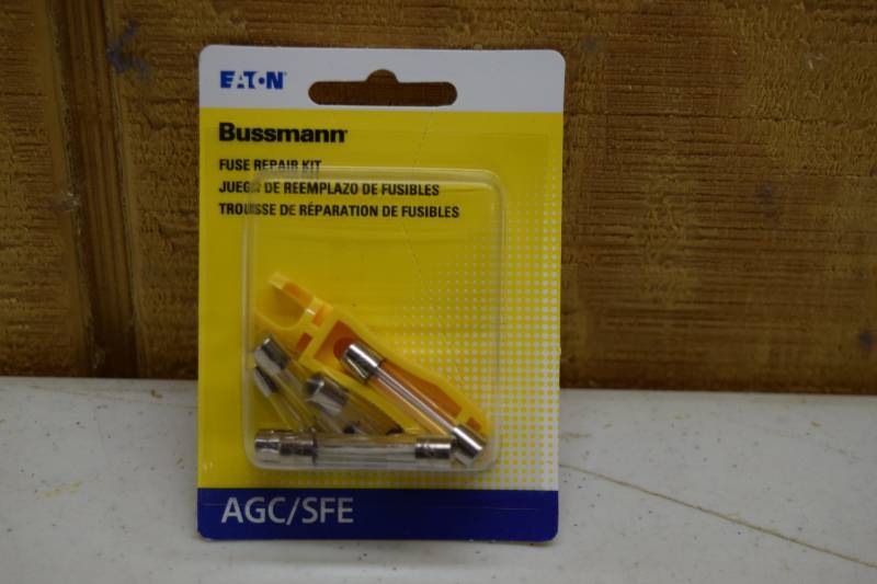 lot 94 image: 10 Packages Bussmann AGCSFE Fuse Repair Kits