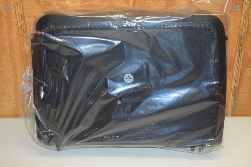 lot 113 image: 3 Dixie Ultra Smartstock Series W Cutlery Dispensers