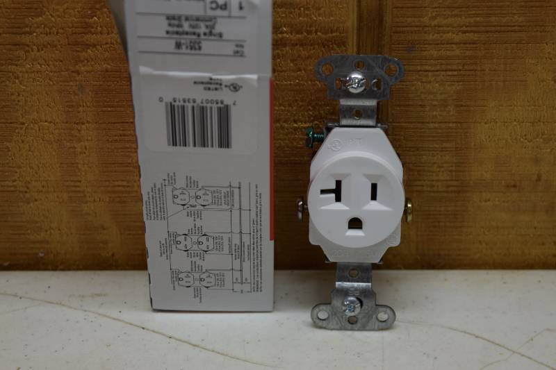 lot 148 image: 10 Legrand Single Receptacle Commercial Grade White