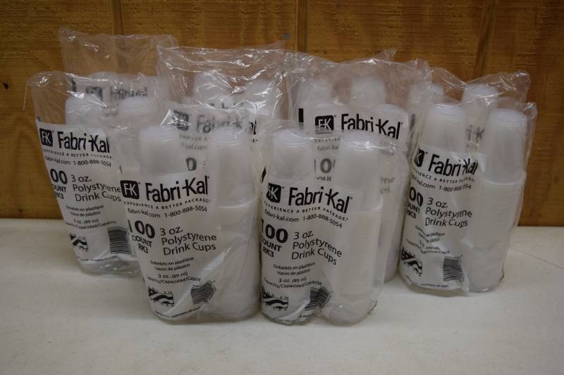 lot 176 image: 1000 Fabri-Kal Polystyrene Drinking Cups