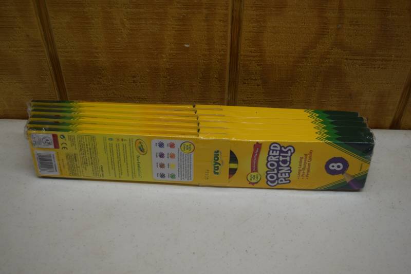 lot 206 image: 12 Boxes of 8 Crayola Colored Pencils