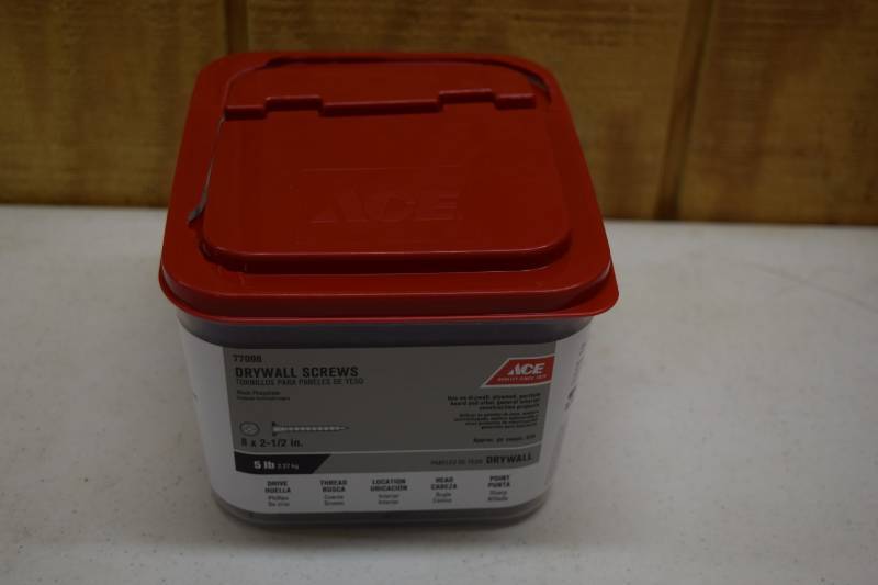 lot 220 image: 5 Pounds Drywall Screws