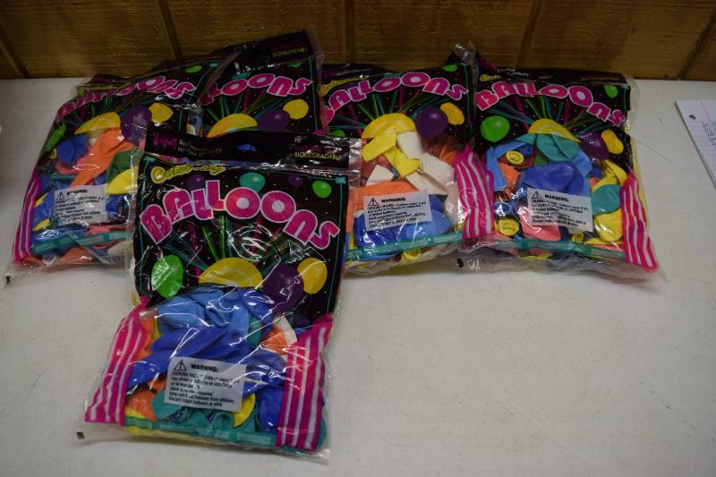 lot 234 image: 5 Packages of 144 Helium Quality Latex Balloons