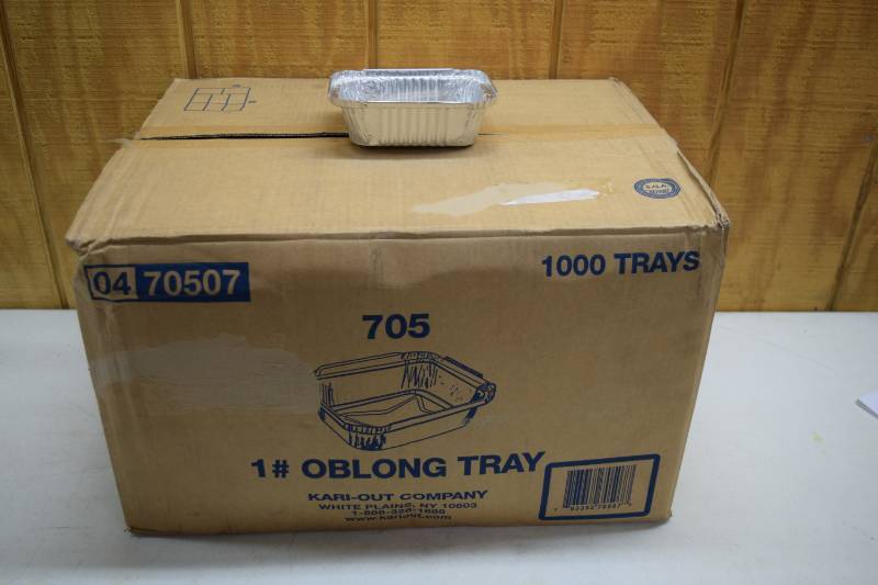 lot 306 image: 1000 Kari-Out Foil Oblong Trays