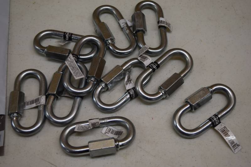 lot 340 image: 10 National Zinc Plated Quick Links