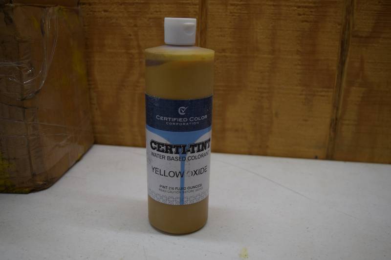 lot 355 image: 12 Pints Certified Color Certi-Tint Colorant Yellow Oxide