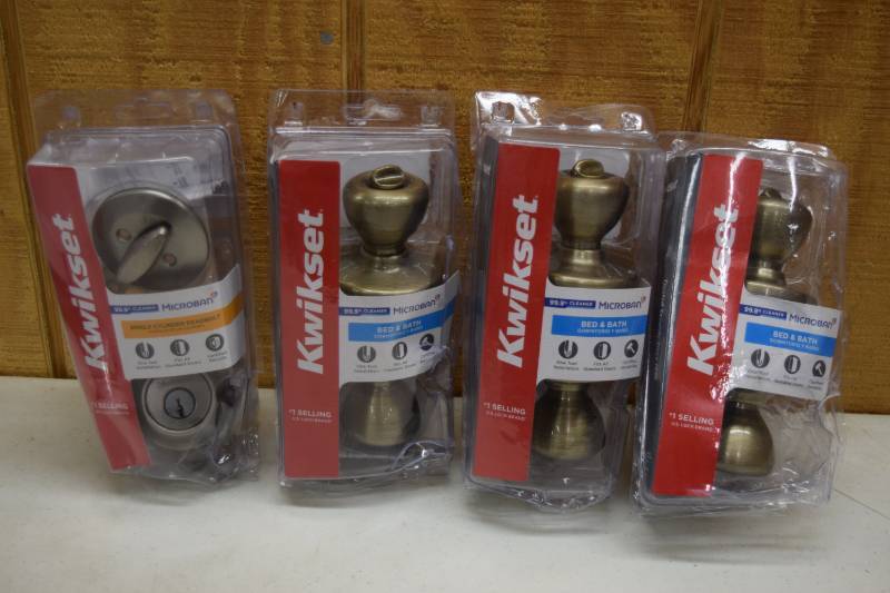 lot 365 image: 4 Kwikset Door Knobs and Dead Bolts