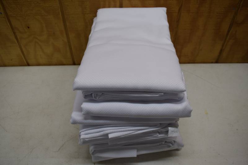 lot 419 image: 6 1888 Mills Decorative Queen Flat Sheets Beyond Collection