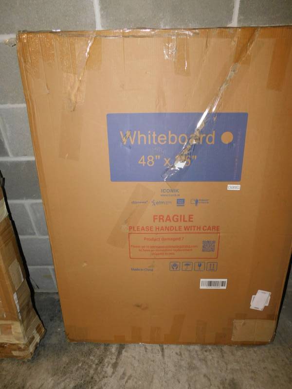 lot 8448 image: Whiteboard