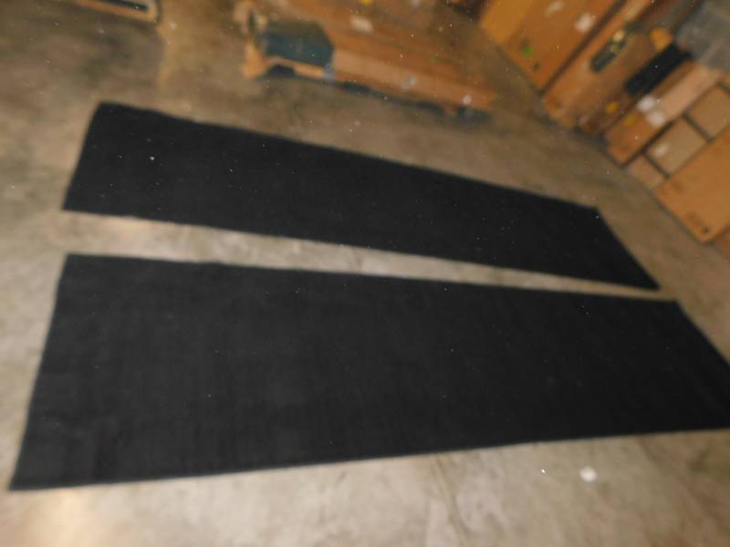 lot 8537 image: 2 Large Runner Rugs