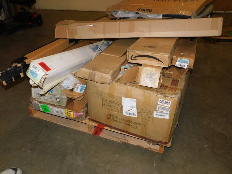 lot 8546 image: Very Large Lot of Misc Items Not Tested May Have Damage Or Not Complete Inspect