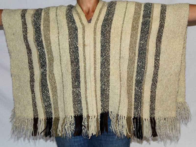 lot 47 image: Wool Poncho