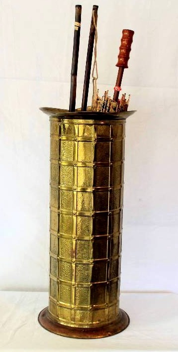 lot 1064 image: VintageAntique JapaneseChinese Umbrellas with Brass Holder