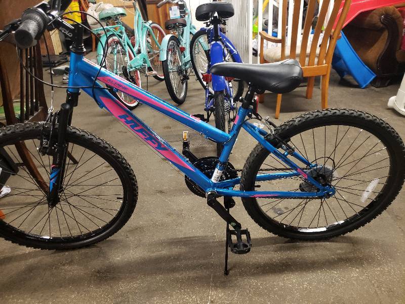 Huffy Girls Alpine 24 in 18 Speed Mountain Bike Schwinn