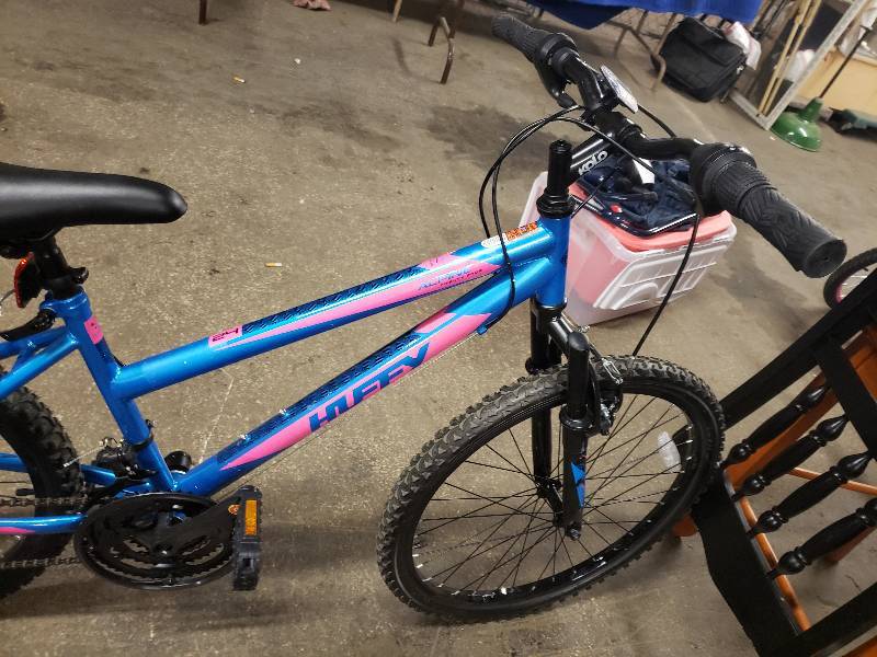 Huffy Girls Alpine 24 in 18 Speed Mountain Bike Schwinn Diamondback Huffy Ozone Bicycles Go Wise Air Fryer American Flyer Train Cars and Engines And More Equip Bid