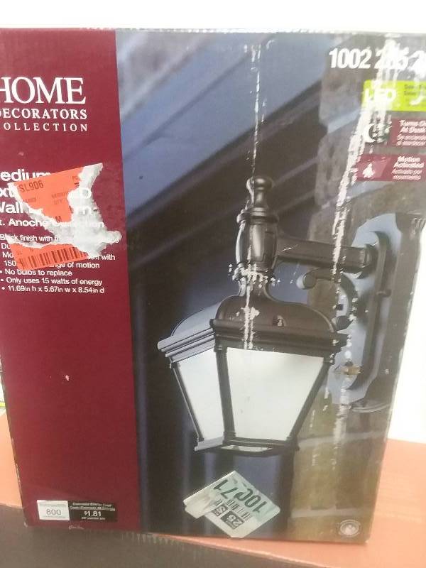 lot 1169 image: Home Decorators Collection Led Light